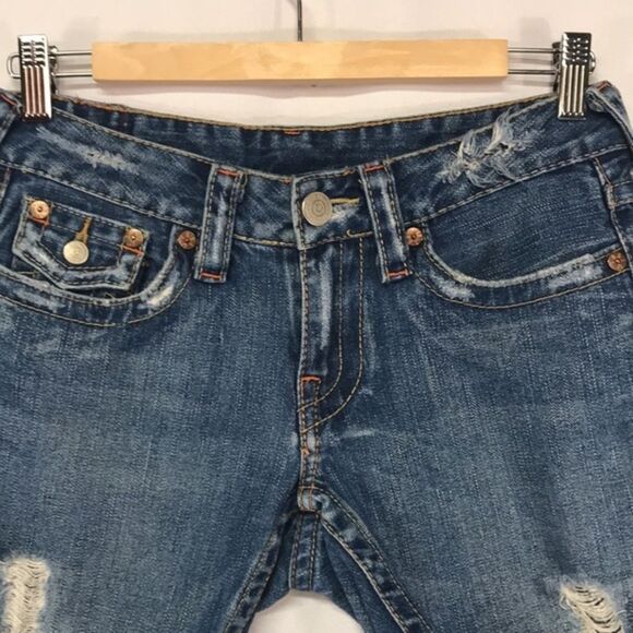 True Religion Section 503 Distressed Shorts - Picture 5 of 10